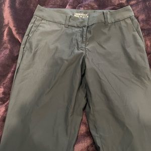Nike black golf pants capris length size 6